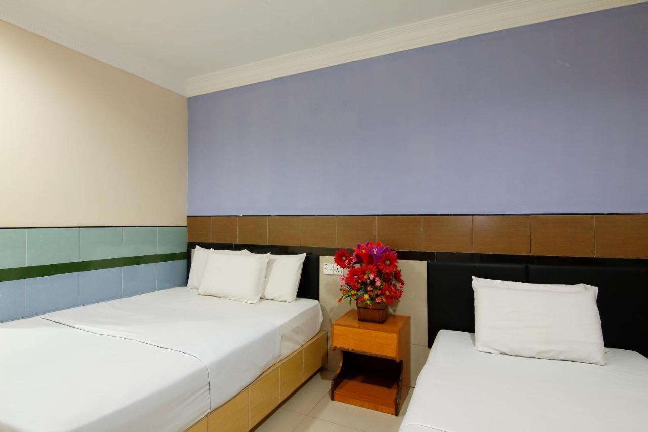 Cosy Inn Miri Exterior photo